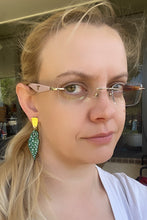 Load image into Gallery viewer, Begonia Polka Dot earrings
