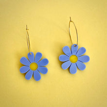 Load image into Gallery viewer, Large Daisy hoop earrings