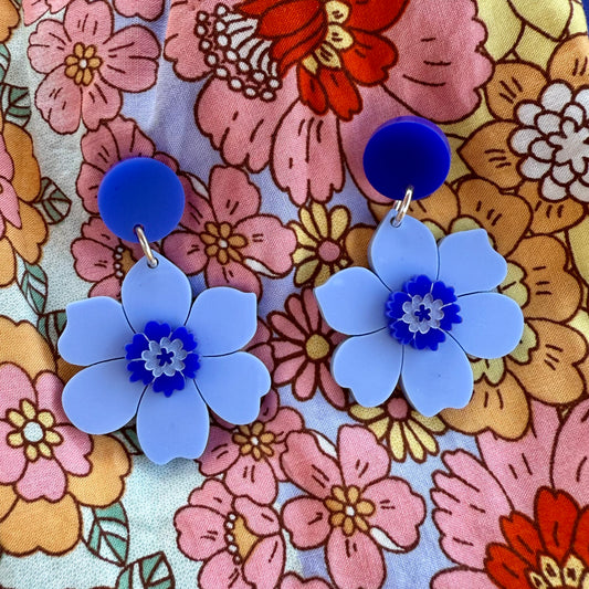 Vintage Flower Earrings - Blue