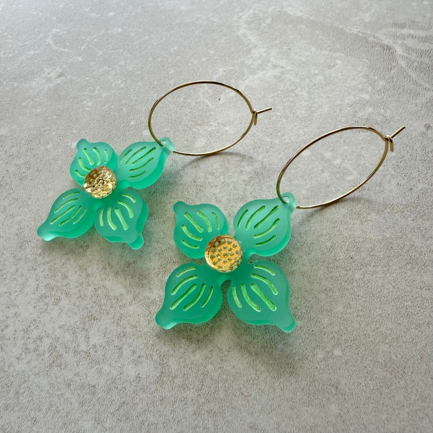 Flower Hoop earrings - Frosted Green