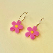 Load image into Gallery viewer, Small Daisy hoop earrings