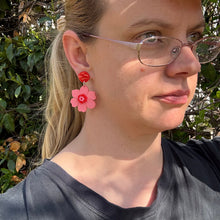 Load image into Gallery viewer, Vintage Flower Earrings - Red