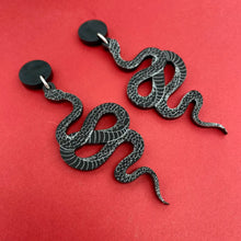 Load image into Gallery viewer, Reputation Snake Earrings