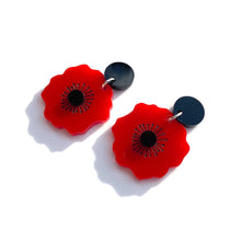 Load image into Gallery viewer, Poppy earrings - Plain Red