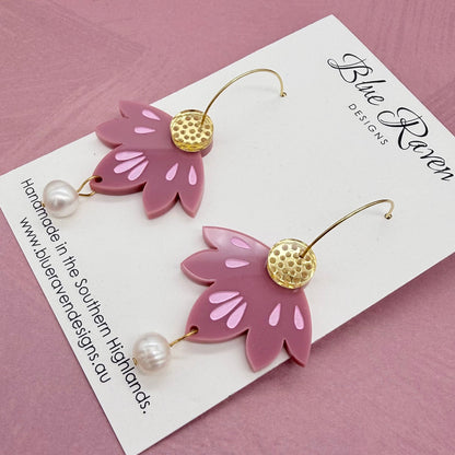 Lotus Pearl Earrings - Dusty Rose (large)