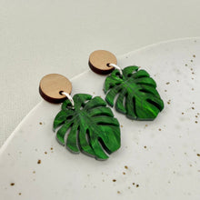 Load image into Gallery viewer, Monstera Leaf Earrings - Small
