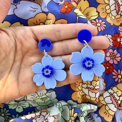 Vintage Flower Earrings - Blue