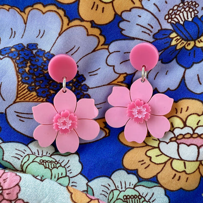 Vintage Flower Earrings - Pink