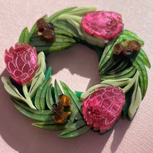 Load image into Gallery viewer, Season&#39;s Greetings brooch
