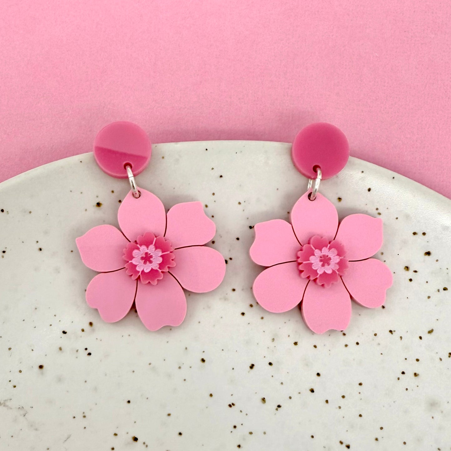 Vintage Flower Earrings - Pink