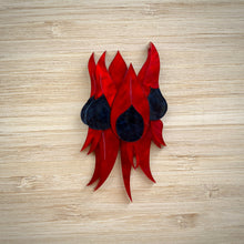 Load image into Gallery viewer, Sturt&#39;s Desert Pea brooch
