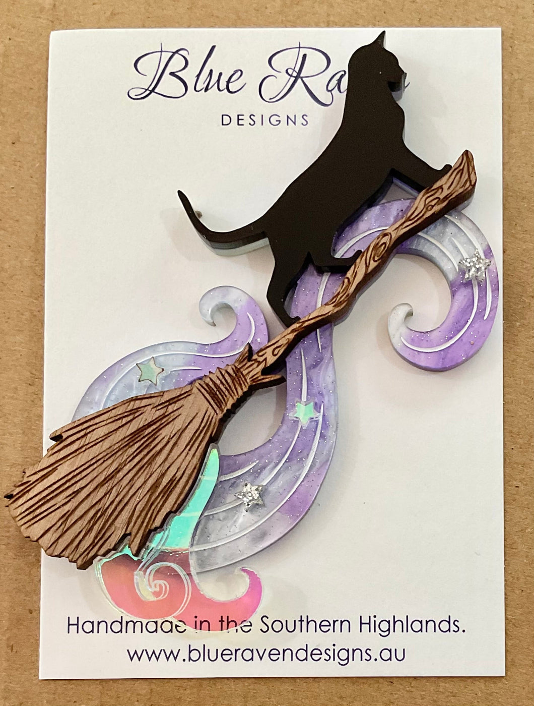 SECONDS Salem of the Sky brooch (C)