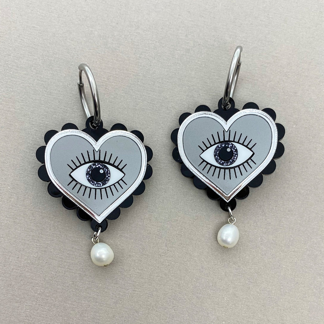 Evil Eye Heart earrings - Monochrome