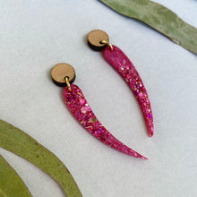 Load image into Gallery viewer, Preorder Gum Leaf earrings - Pink
