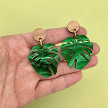 Load image into Gallery viewer, Monstera Leaf Earrings
