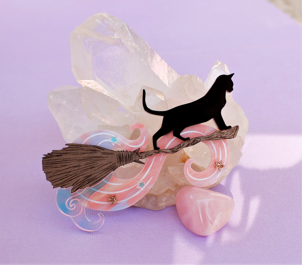 Salem of the Sky brooch - Sunset