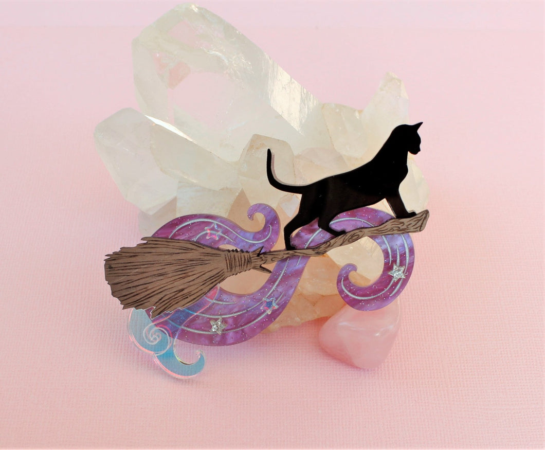 Salem of the Sky brooch - Purple