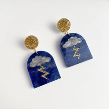 Load image into Gallery viewer, Dark Storm arch earrings
