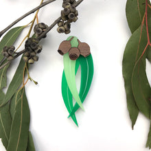 Load image into Gallery viewer, Gumnut Brooch - Green
