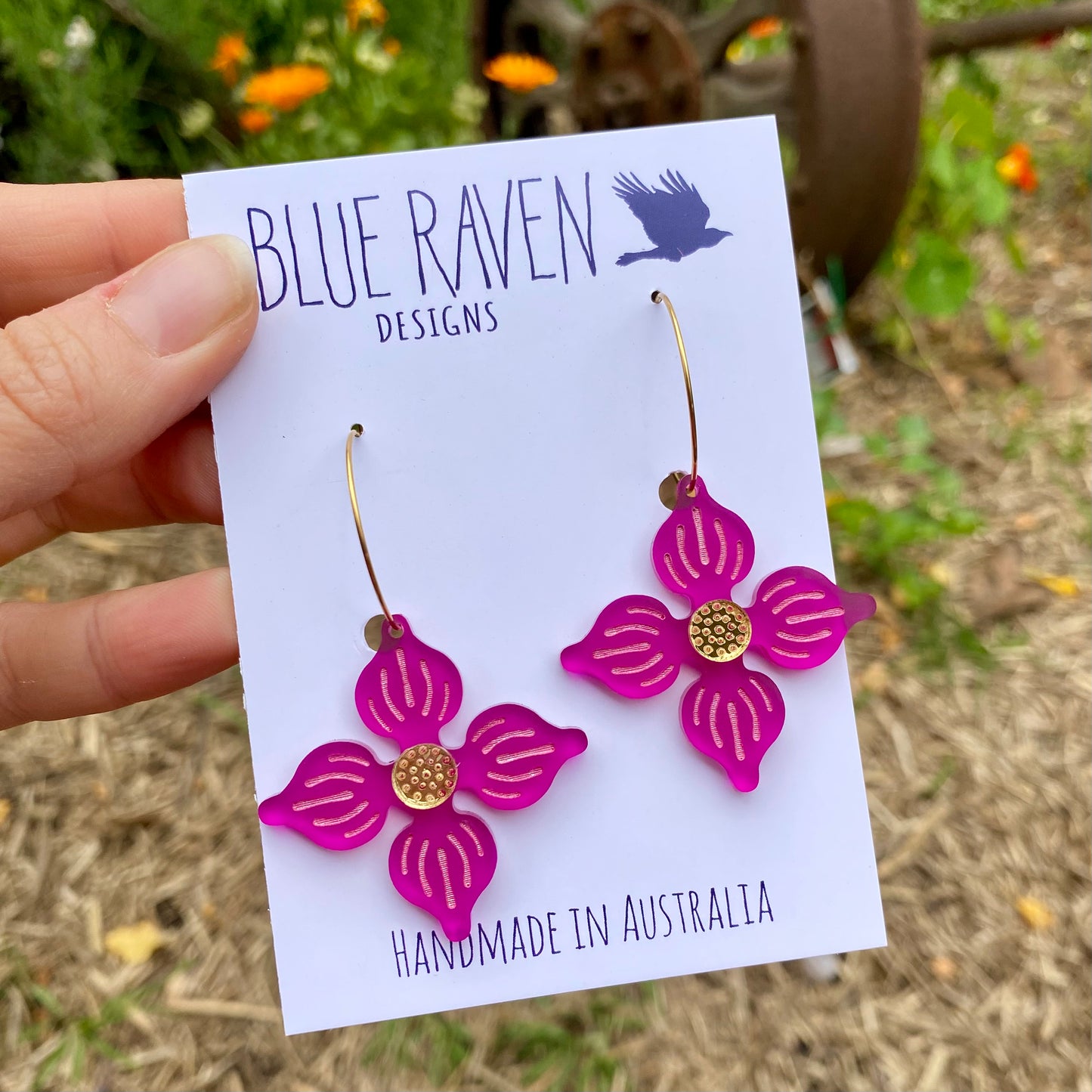Flower Hoop earrings - Magenta