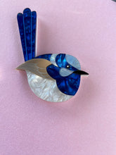 Load image into Gallery viewer, Fairy Wren brooch
