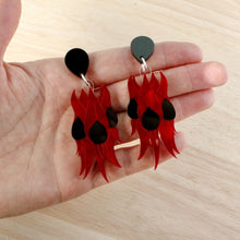 Load image into Gallery viewer, Sturt&#39;s Desert Pea earrings
