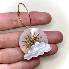 Load image into Gallery viewer, Sunrise circle earrings
