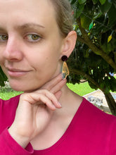 Load image into Gallery viewer, Bee Wing earrings
