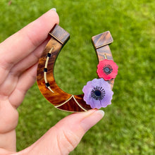 Load image into Gallery viewer, Horseshoe Poppy brooch
